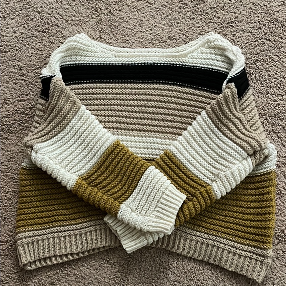 SHEIN Cream and Black Crew Neck Sweater